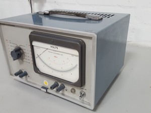 Thumbnail image of Marconi Instruments TF 2600 Sensitive Valve Voltmeter Lab