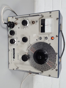 Thumbnail image of Advance Instruments Type-B4B RF-Signal Generator Lab