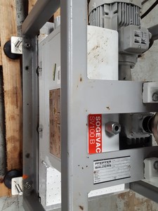 Thumbnail image of Pfeiffer Balzers WKP500A Vacuum Pump WOS 430 Leybold Sogevac SV100B AM 90 SX2 