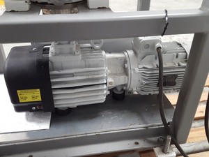 Thumbnail image of Pfeiffer Balzers WKP500A Vacuum Pump WOS 430 Leybold Sogevac SV100B AM 90 SX2 