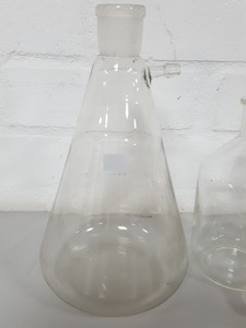 Thumbnail image of Lot of 12 Lab Glassware Buchner Vacuum Flasks 250 - 500mL Glass