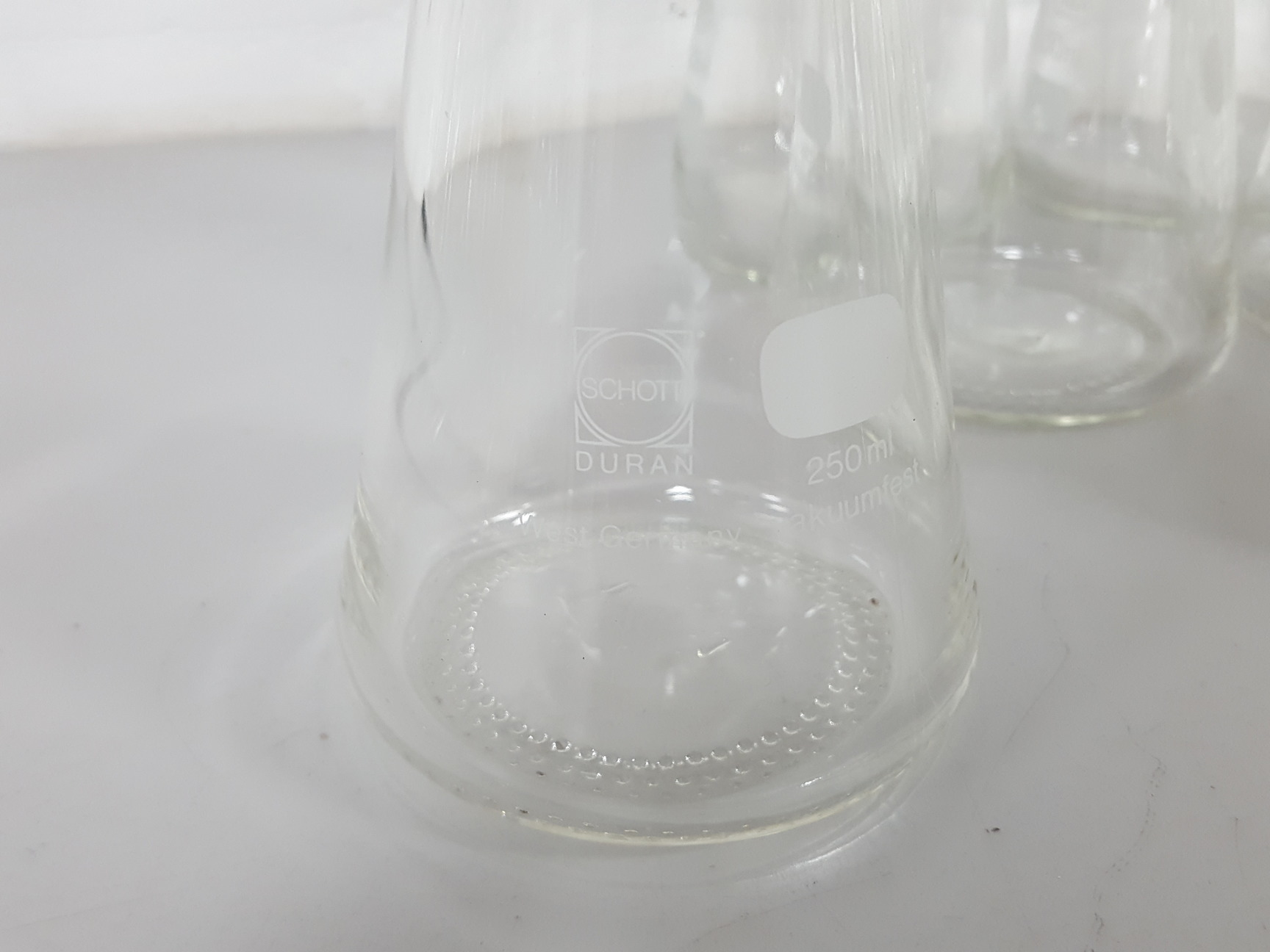 Image of Lot of 27x 250mL Duran / Erlenmeyer Flasks Lab Glassware Glass