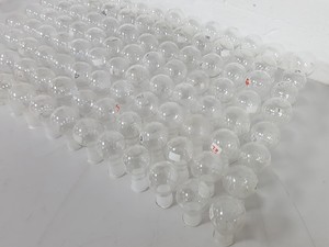 Thumbnail image of Lot of 104 Round-Bottom Round Bottom Flasks Lab Glassware Jointed Quickfit 50mL