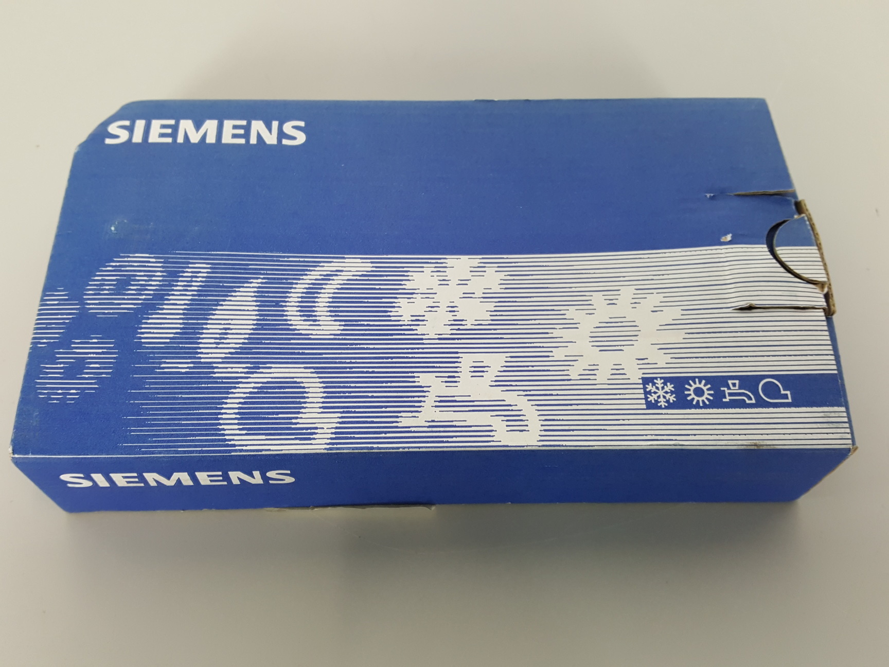 Image of Siemens PXM20-E Operator Unit Networkable with Ethernet