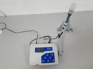 Thumbnail image of Fisherbrand Accumet AE150 Benchtop pH Conductivity Meter