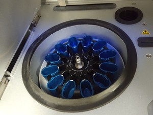 Thumbnail image of Qiagen QIAcube Automated DNA / RNA Purification Robot Lab