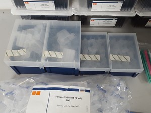 Thumbnail image of Qiagen QIAcube Automated DNA / RNA Purification Robot Lab