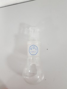 Thumbnail image of 46x SGL Mini Round Flasks With Stoppers Lab Glassware