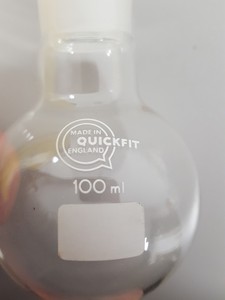 Thumbnail image of 73x 100ml Round Flasks With Stoppers Lab Glassware Quickfit Jointed Glass