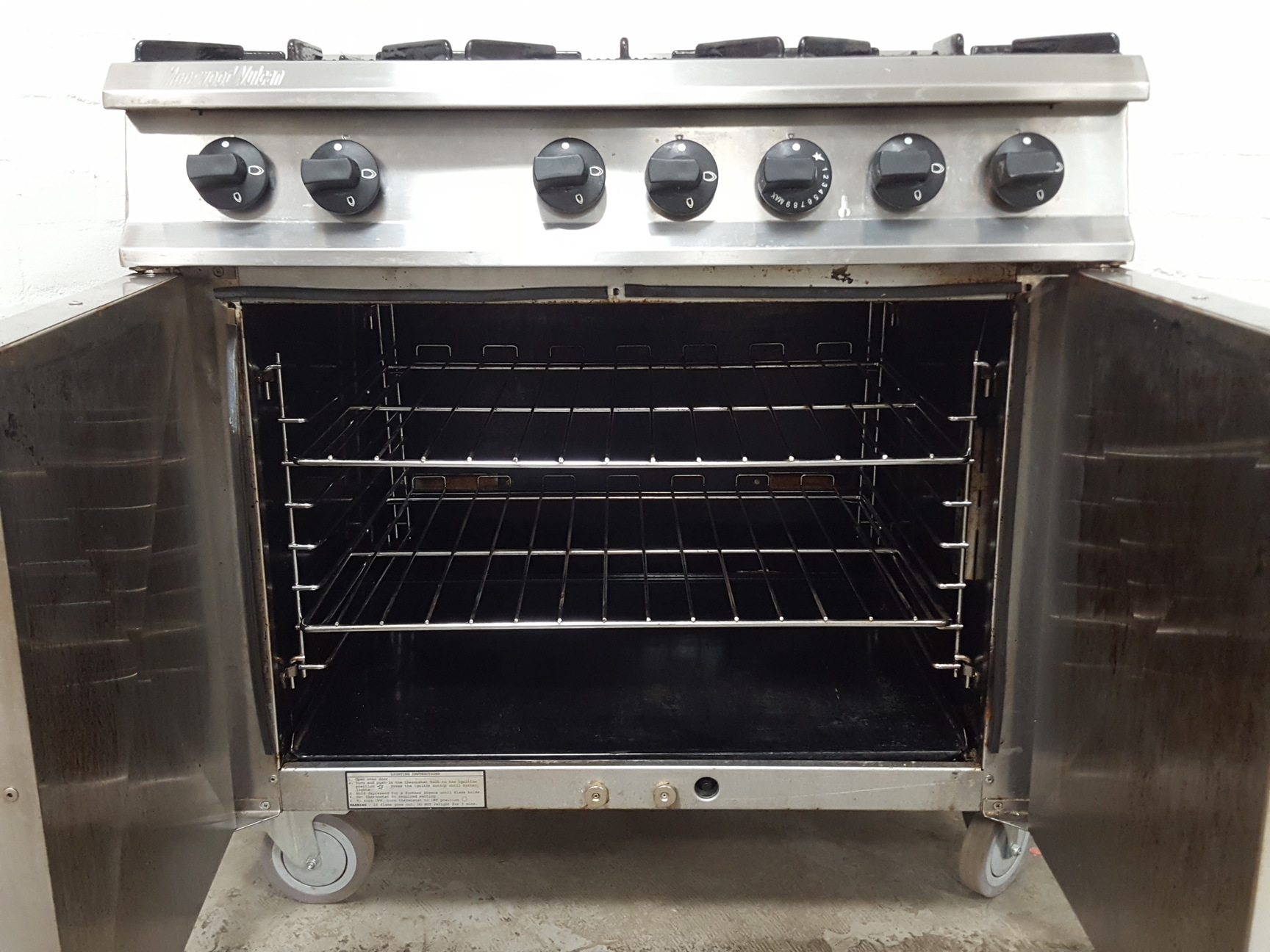 Image of Moorwood Vulcan MV3 MV3RGP90 Series Gas Range Commercial Kitchen Stove