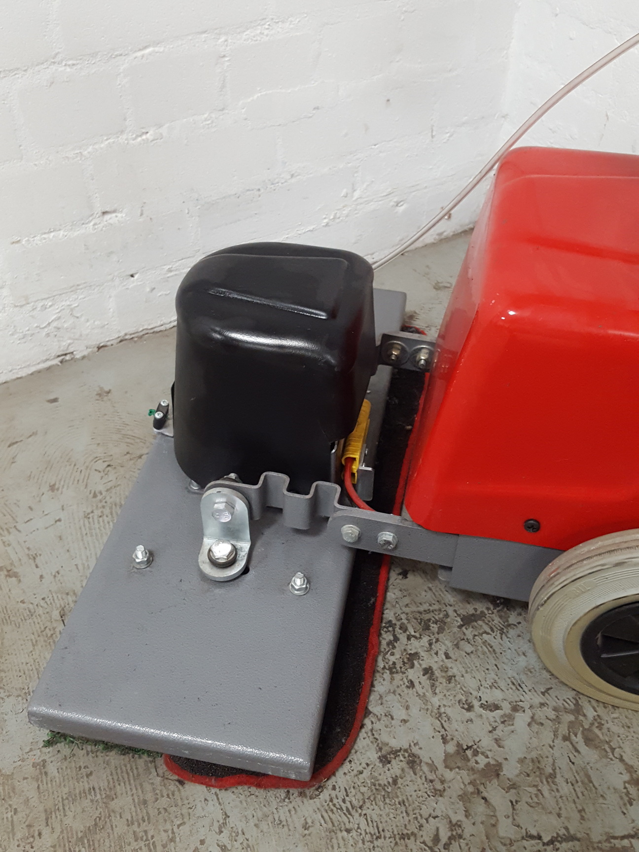 Image of Victor LMX60 Floor Scrubber Polisher Rectangular Head Cleaning Machine