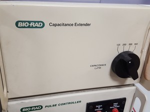 Thumbnail image of Bio-Rad Gene Pulser + Capacitance Extender + Pulse Controller