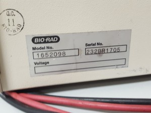 Thumbnail image of Bio-Rad Gene Pulser + Capacitance Extender + Pulse Controller