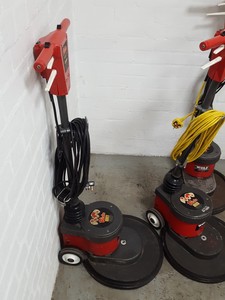 Thumbnail image of 3x Victor Wolf 400 Commercial Floor Scrubbing Machine
