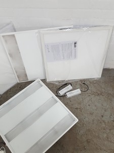 Thumbnail image of 5x LED Lighting Panels GlacialLight GL-PL0606, Tamlite RECD Excel, Venture PNL03