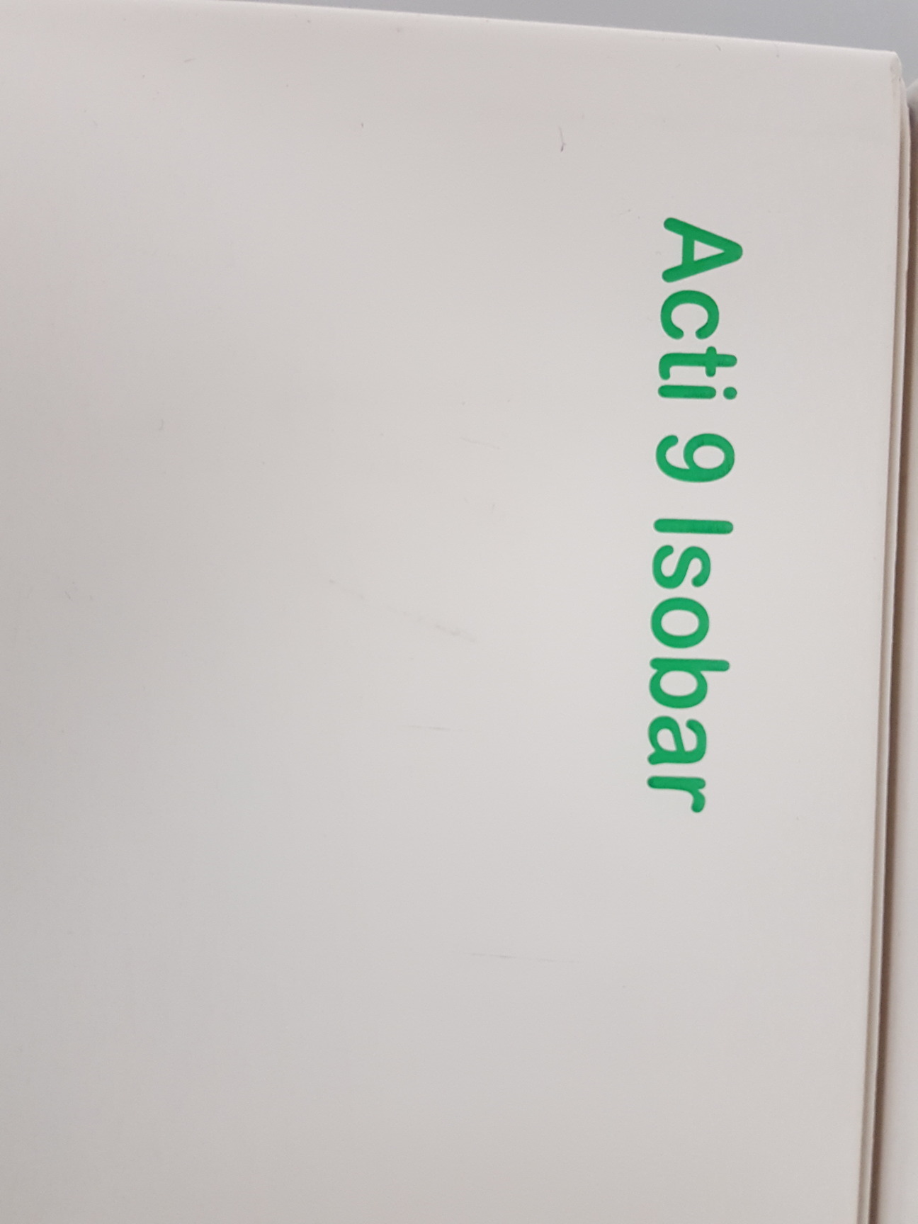 Image of Schneider SEA9BN4 Acti9 Isobar 4 Way TP Distribution Board DB Flow Water