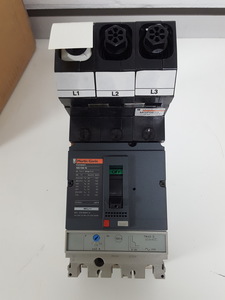 Thumbnail image of Schneider Electric Merlin Gerin NS100N Circuit Breaker Electrical Equipment  