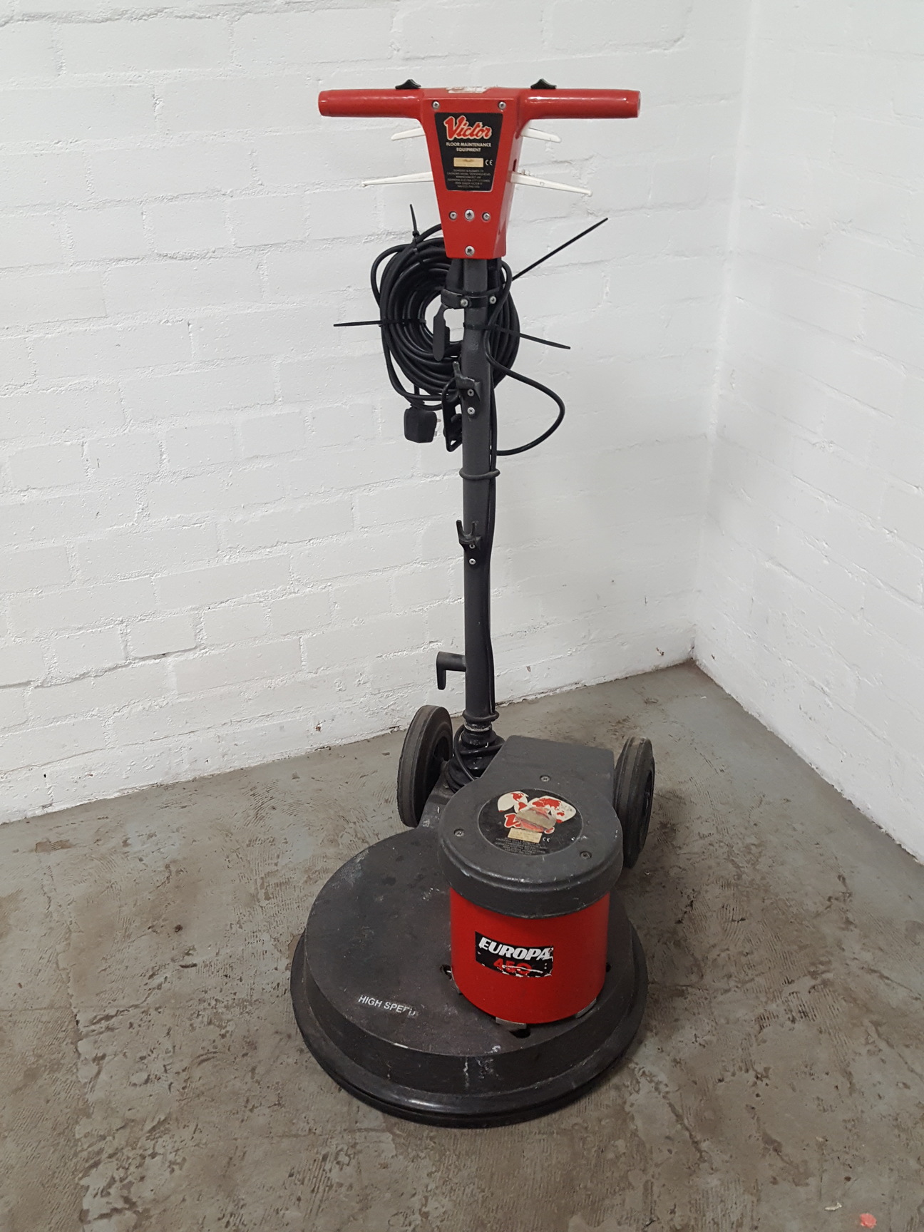 Victor Europa 450 Super High Speed Floor Scrubber Polisher