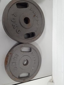 Thumbnail image of 9x Bodymax Gym Olympic Weight Plates (116.25kg) 20kg, 15kg, 2.5k, 1.25kg