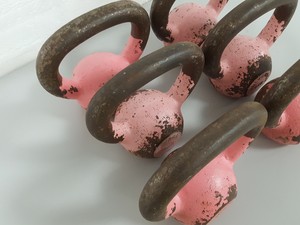 Thumbnail image of Lot of 6 Wolverson 4KG Kettle Bells Gym Equipment