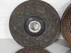 Thumbnail image of 5x Victor Floor Polishers Drive Pads VB30111 VB40141 VB45141