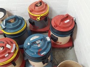 Thumbnail image of 5x Victor D9A Vac Tub Vacuum Cleaner With 2x Bases Spares & Repairs