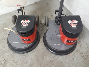 Thumbnail image of 2x Victor Pro15 Floor Buffing Machine Scrubbing Cleaner
