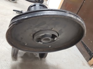 Thumbnail image of Victor Pro 17 High Speed Buffing Floor Scrubbing Machine