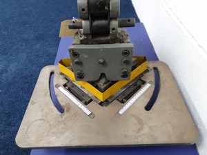 Thumbnail image of CHESTER HN-4 Heavy Duty Guillotine Hand Corner Notcher Max Notch 152x152 mm 