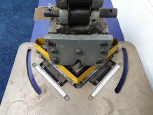 Thumbnail image of CHESTER HN-4 Heavy Duty Guillotine Hand Corner Notcher Max Notch 152x152 mm 