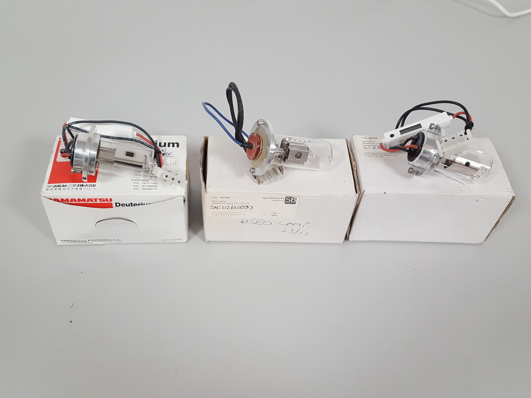 Image of Speck & Burke Agilent HP1100 Compatible Deuterium Lamps UV755 