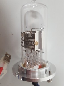Thumbnail image of Speck & Burke Agilent HP1100 Compatible Deuterium Lamps UV755 