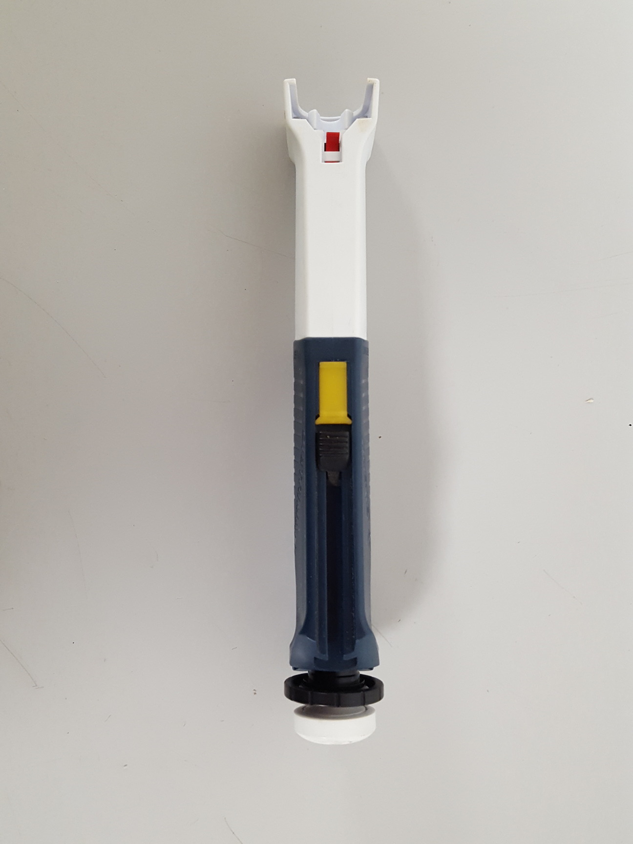 Image of Gilson Distriman Repetitive Pipette Lab