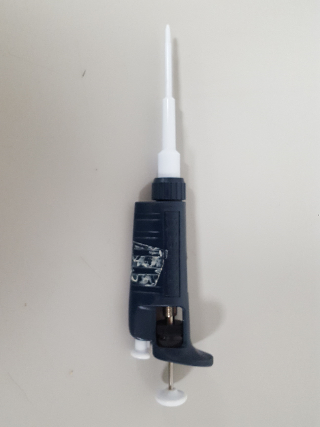 Image of Gilson Pipetman P Series P2 Single Channel Pipette Lab