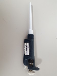 Thumbnail image of Gilson Pipetman P Series P200 Single Channel Pipette Lab