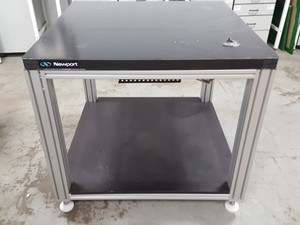 Thumbnail image of Newport 2-Tier Anti Vibration / Optical Mount Breadboard Table Lab