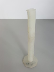 Thumbnail image of Large Lot of Plastic Graduated Cylinders, Beakers, Bases & Other Misc Lab Items