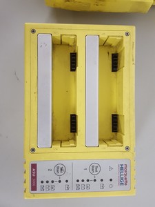 Thumbnail image of Marquette Hellige Responder 3000 Defibrillator Lab Equipment