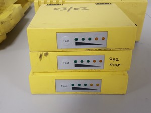 Thumbnail image of Marquette Hellige Responder 3000 Defibrillator Lab Equipment