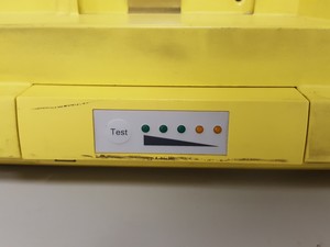 Thumbnail image of Marquette Hellige Responder 3000 Defibrillator Lab Equipment