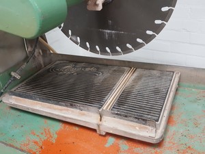 Thumbnail image of Clipper EW2-40-3 Stone Disc Saw Table Saw Abrasive Wheel 3-Phase