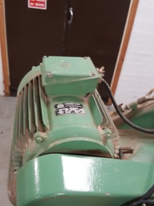 Thumbnail image of Clipper EW2-40-3 Stone Disc Saw Table Saw Abrasive Wheel 3-Phase