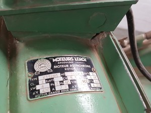 Thumbnail image of Clipper EW2-40-3 Stone Disc Saw Table Saw Abrasive Wheel 3-Phase