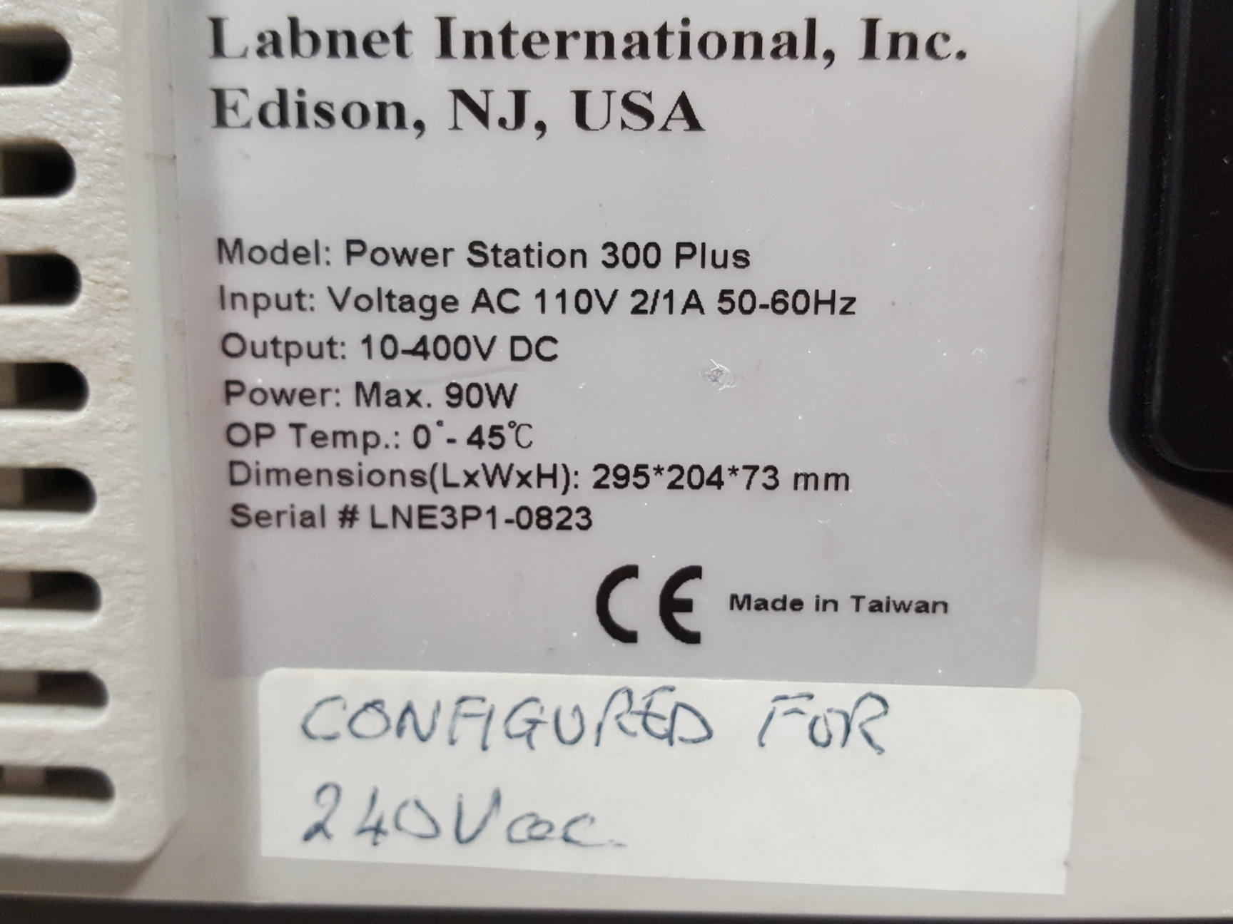 Image of Labnet Power Station 300 Plus Power Supply Electrophoresis