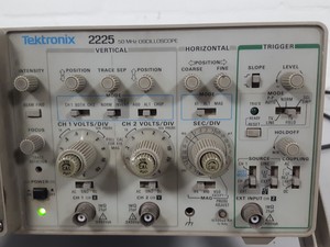 Thumbnail image of Tektronix 2225 Analog Oscilloscope 50MHz Lab