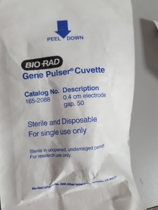 Thumbnail image of 20x Bio-Rad Gene Pulser Cuvette 165-2088 Lab Equipment