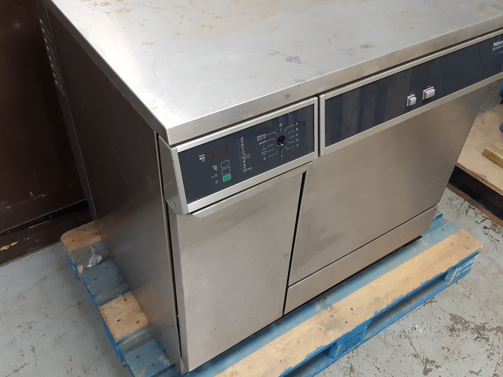 Image of Miele Professional G 7883 CD G7883CD Laboratory Glassware Washer Dishwasher Lab