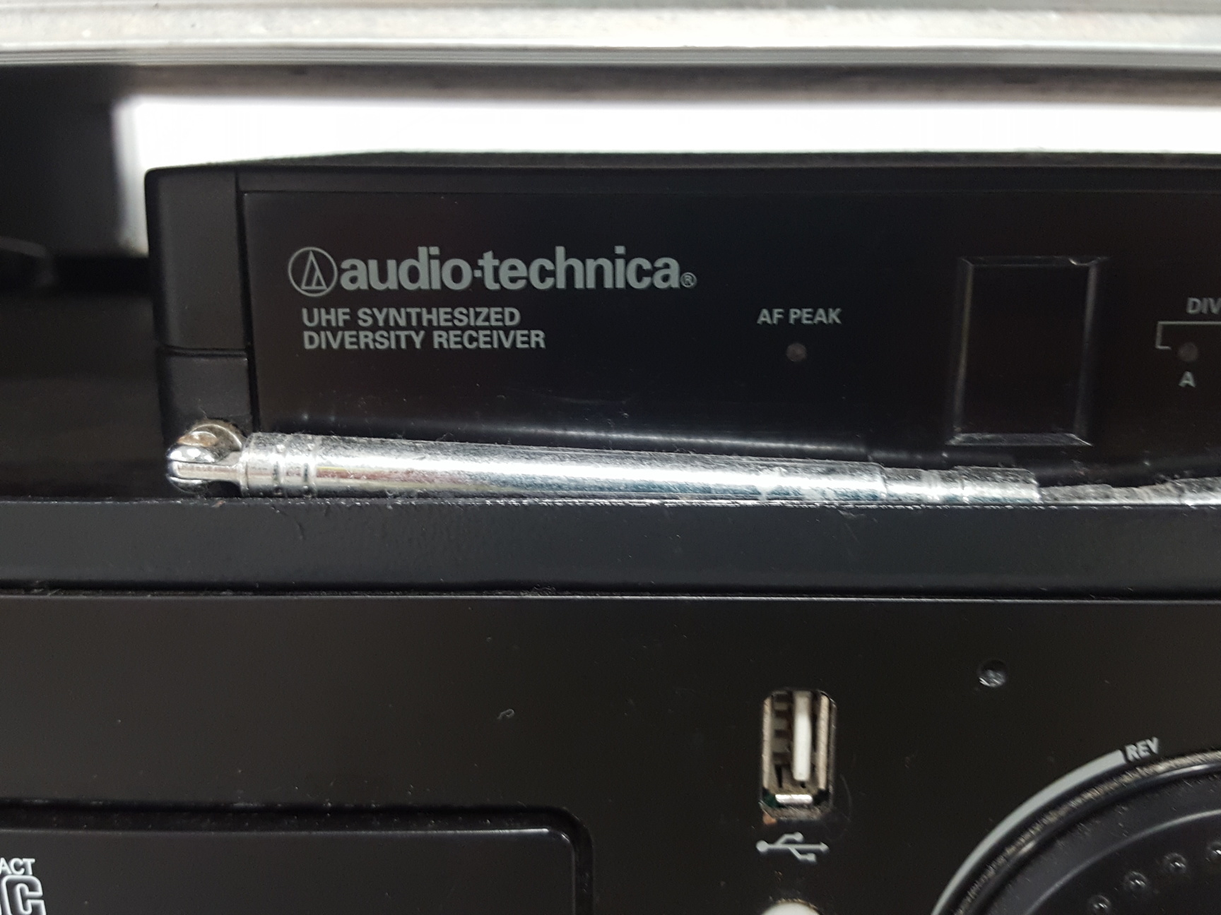 Image of IMG StageLine CD-196USB CD & MP3 Player + McGregor DA Series Mixer