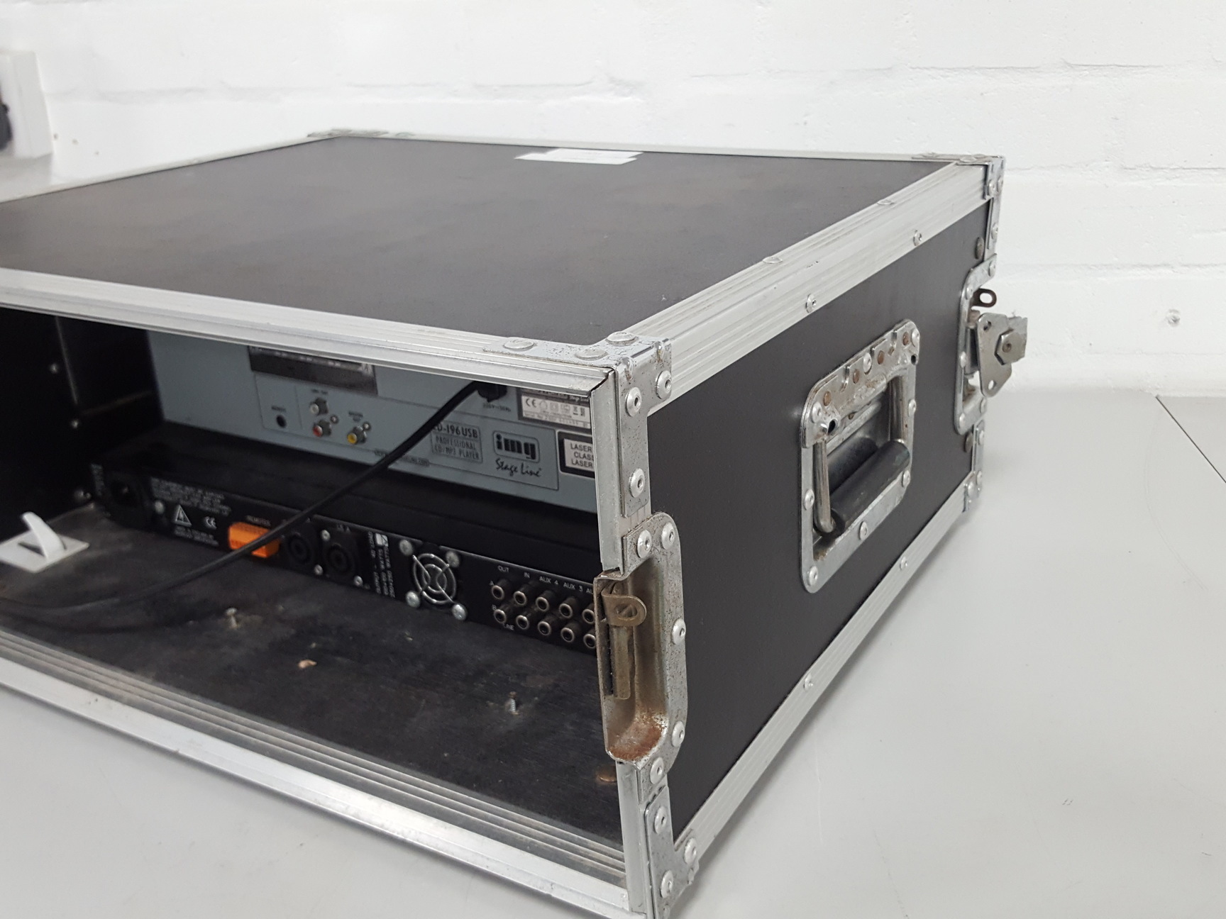 Image of IMG StageLine CD-196USB CD & MP3 Player + McGregor DA Series Mixer