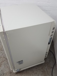Thumbnail image of Sanyo MCO-18AIC UV Co2 Incubator Lab